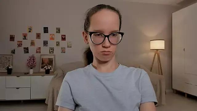 BettyBrowni from StripChat