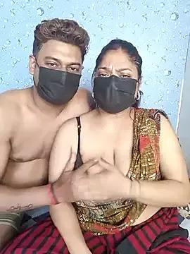Naked Room Blowjob_Queenindia 