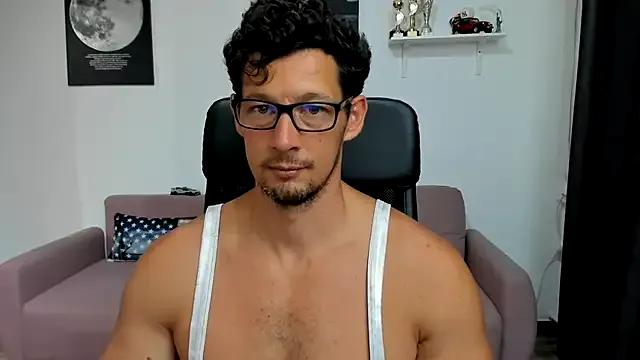 BrutusK08 from StripChat is Freechat