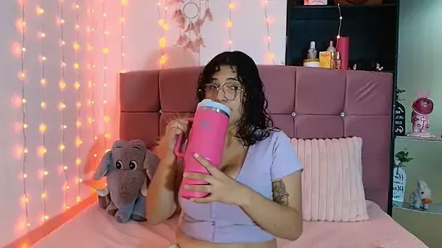 BunnyscottLux from StripChat