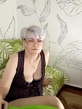 Catty_Lady from StripChat is Freechat