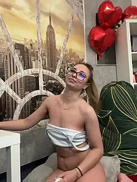 Celine_charme from StripChat is Freechat