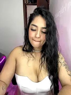 Charlotte_cutee18 from StripChat