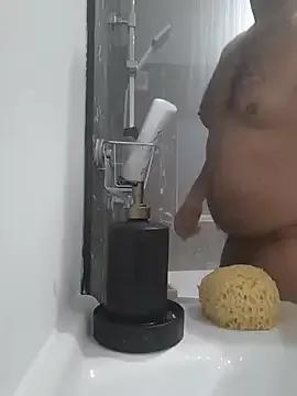 Naked Room CloudyMuscleBeefy 