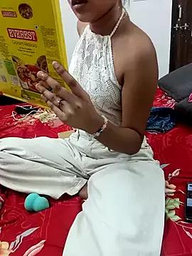Cutie_Shruti from StripChat is Freechat