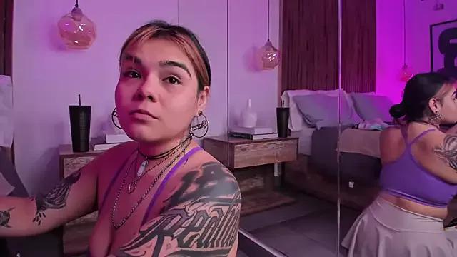 DakkotaBluee from StripChat