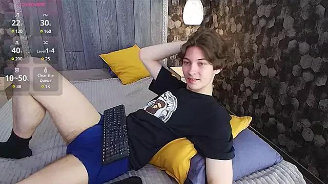DennisAndrews from StripChat