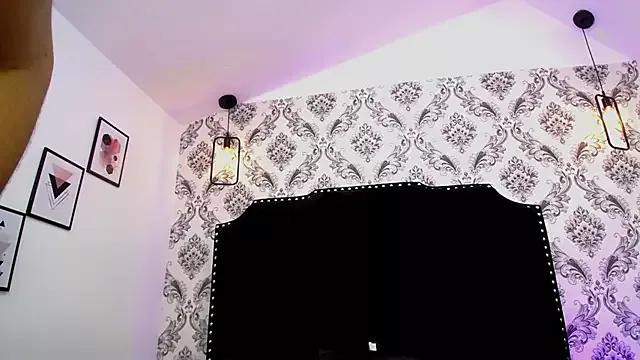 Naked Room Derieri_D 