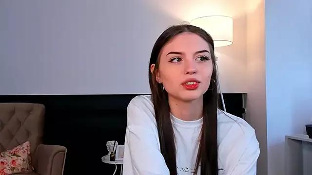DetraHilts from StripChat