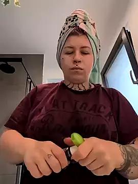 divine_eve from StripChat