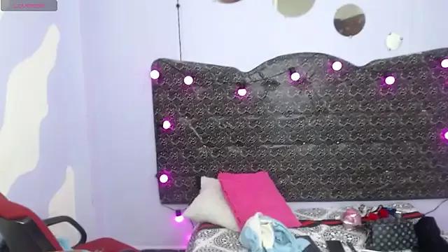 doll_party23 from StripChat