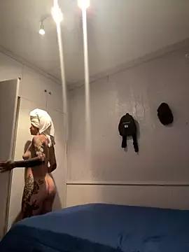 EemaHaruki from StripChat