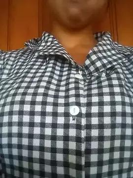emaame68 from StripChat