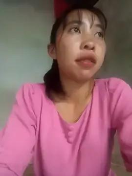 emaame68 from StripChat