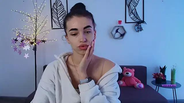 EvaMelnik from StripChat is Freechat