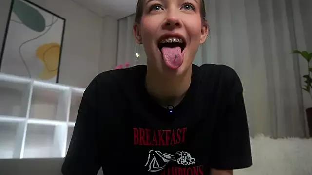 EviaRabasca from StripChat