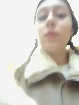 FroggyAnna from StripChat is Freechat
