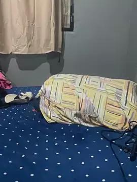 Naked Room gabylorenzo 