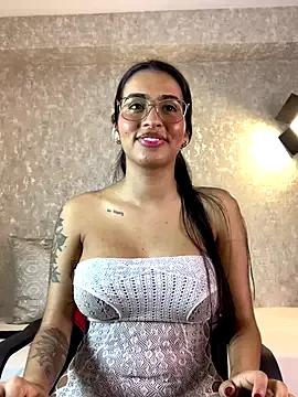 genesissara from StripChat