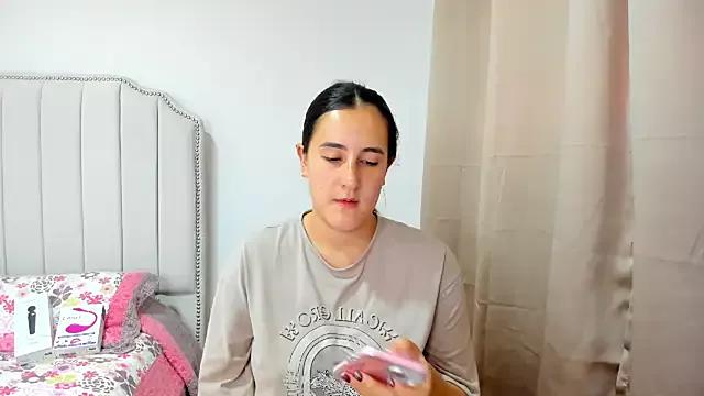 Hanna86 from StripChat