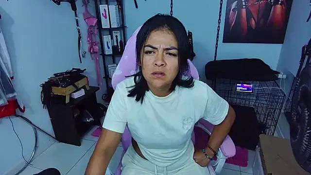 Hannah-grace from StripChat