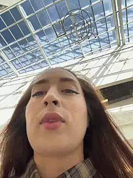 Holly_Play from StripChat