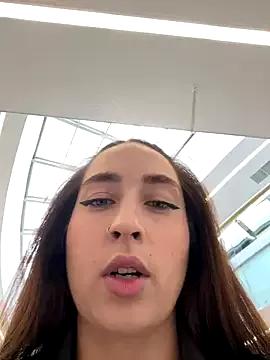 Holly_Play from StripChat
