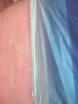 Naked Room IAMNOTI 