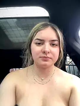 imlindapink from StripChat