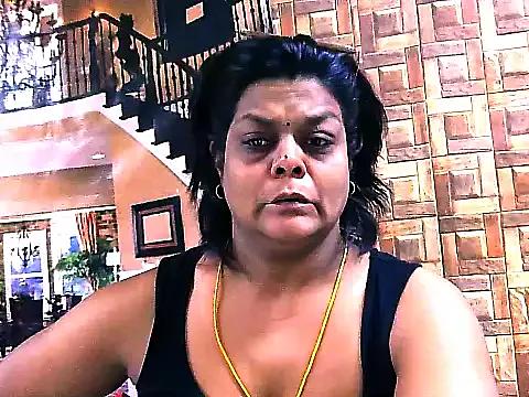 indianCherryPie from StripChat