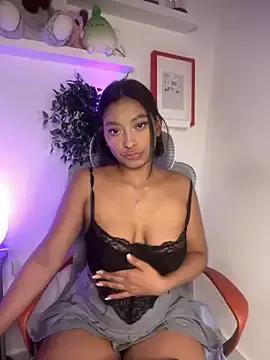 Isabella_fasilier from StripChat is Freechat