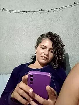 JadeYuri from StripChat