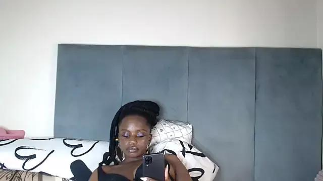 Jah-Queen from StripChat is Freechat