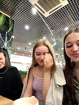 Juice_Bunny from StripChat is Freechat