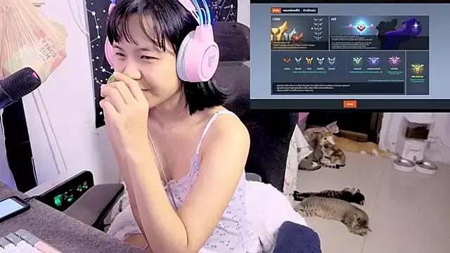 Kana_G from StripChat