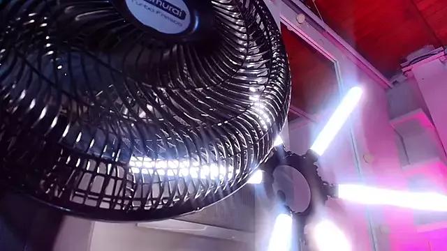 kata_hazel from StripChat