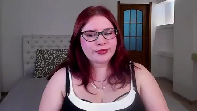 Lily_lu_one from StripChat