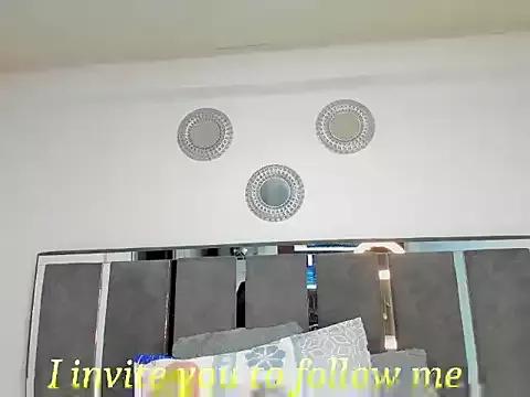 littledoll1_ from StripChat