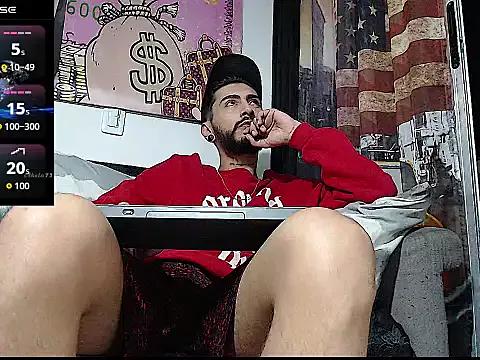 Lobocruzlatino15 from StripChat