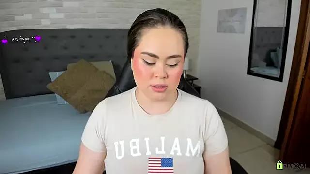 LolaVillalobos from StripChat