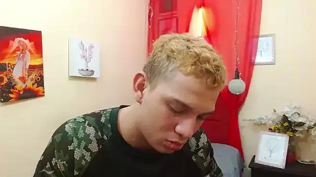 luccasbigcock from StripChat