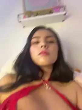 Naked Room Maddy_Rouse_ 