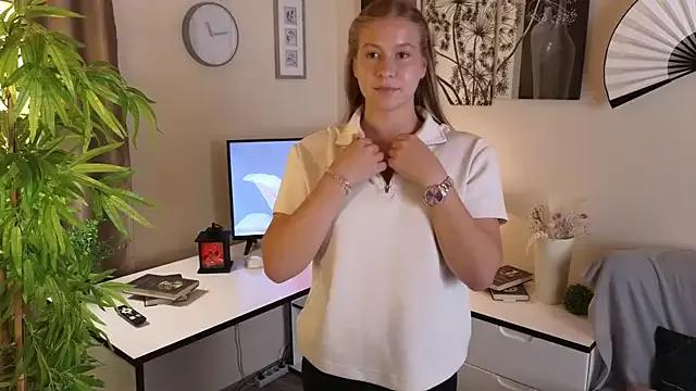 Mary_Davidson from StripChat