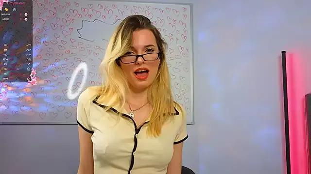 MattieAndrews from StripChat