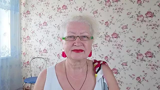 Maya_Mayflower from StripChat