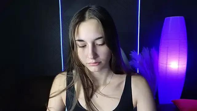 MelissaPristine from StripChat is Freechat