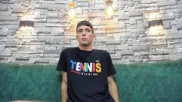 mike_whitee from StripChat