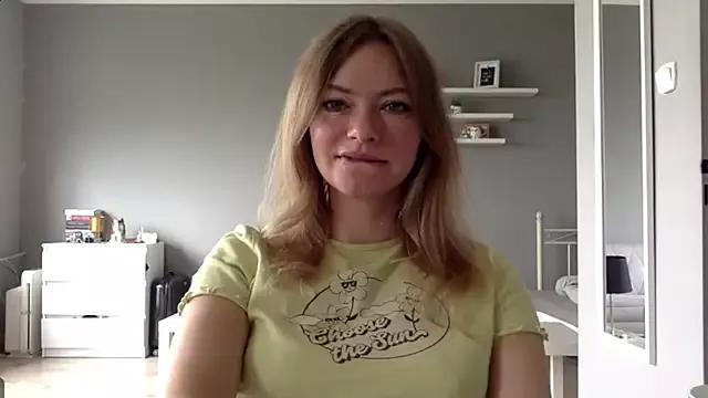 MillieShow from StripChat