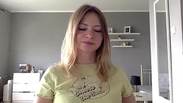 MillieShow from StripChat