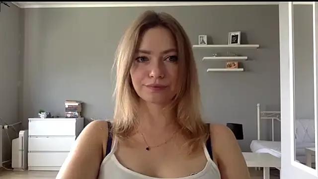 MillieShow from StripChat